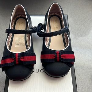 Navy blue Gucci ballerina shoes for kids size 22